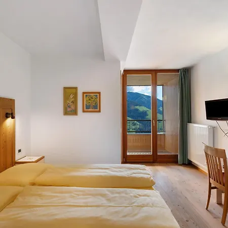 Al Carga Apartment San Vigilio Di Marebbe